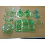 Quantity of mixed green glass