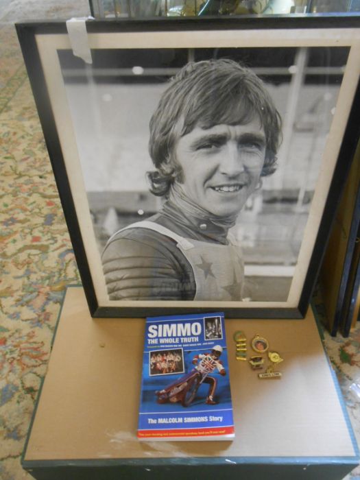 Speedway's Malcolm Simmons "Simmo" collection with framed photo, book and pin badges