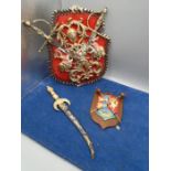 2 coat of arms plaques and a Tunisian knife