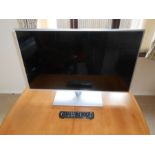 Panasonic 32" LCD tv from house clearance