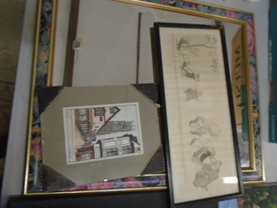 Collection of picture- a framed Suffolk map and Felixtowe beach photo's and a mirror - Image 2 of 5