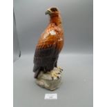 Beswick Golden Eagle Beneagles whisky decanter, approx 27cm tall (empty)