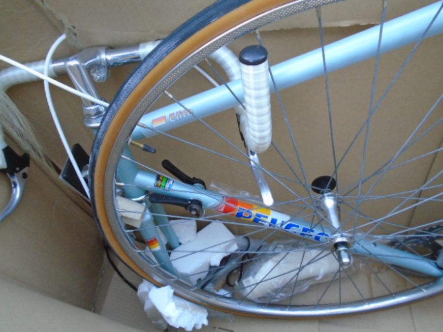 Brand new vintage Peugeot adult racing bike in original box - Image 5 of 5