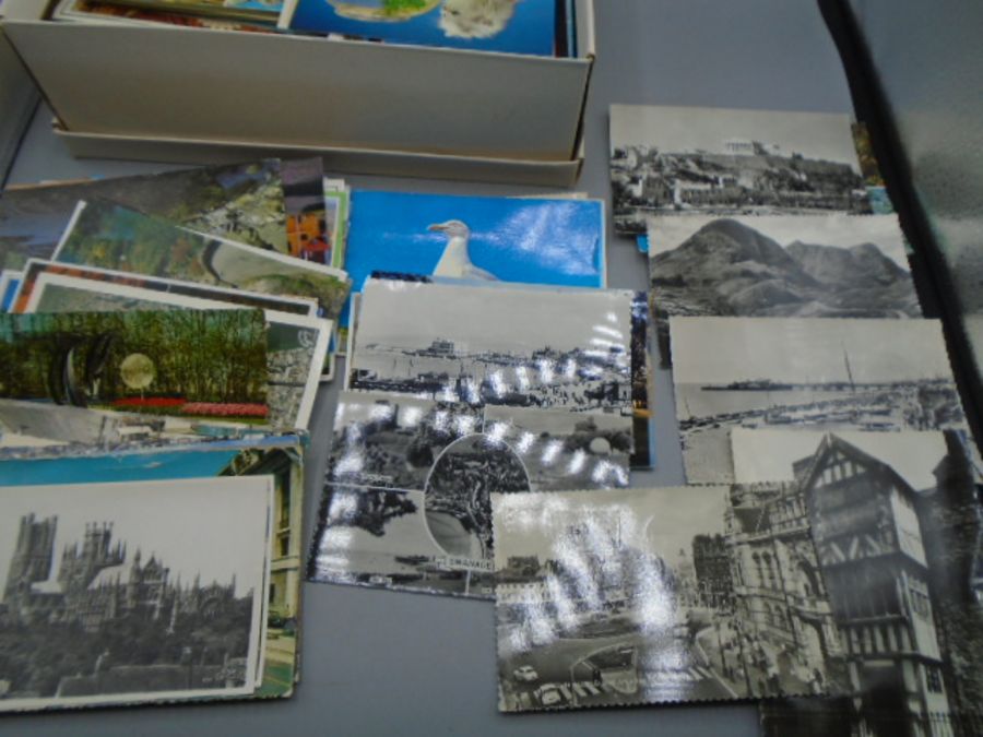 Postcards, a shoe boxes and 2 other small boxes containing postcards, many U.K and around the world. - Image 4 of 4