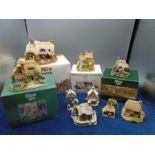 Quantity of Lilliput Lane model houses, boxed and unboxed to incl Ostlers Keep, Nursery Cottage 004,