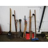 Quantity of garden tools including forks, shovels, rakes etc