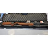 FX-Cyclone Cal. 5,5 Air Rifle with silencer, in padded carry case, with Hawke 3-9X40 IR Nite-Eye