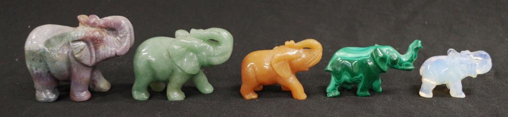 Five various Chinese hardstone elephant figurines - Image 3 of 3