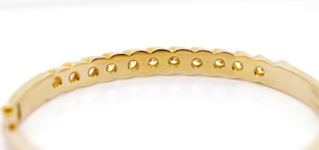 Diamond and yellow gold hinged bangle - Image 4 of 5