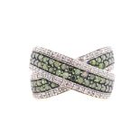 Green & white diamond set yellow gold ring