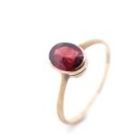 Antique garnet and 9ct rose gold ring
