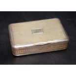 Georgian silver gilt snuff box