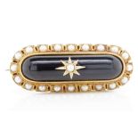 Victorian onyx and yellow gold brooch