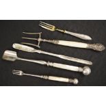 Collection vintage serving cutlery