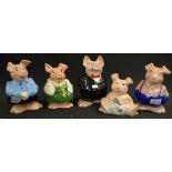 Five Wade Pig figure money boxes