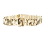 9ct yellow gold gate link bracelet