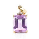 Amethyst and 9ct yellow gold pendant