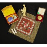 Collection Chinese souvenir items