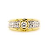 Diamond and 18ct yellow gold ring