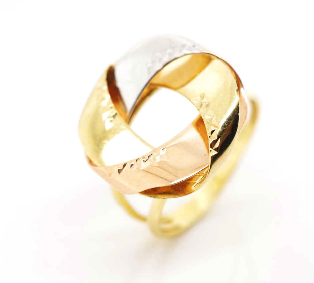 Tri colour 18ct gold knot ring - Image 3 of 4