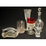 Quantity of vintage & commemorative glass/crystal