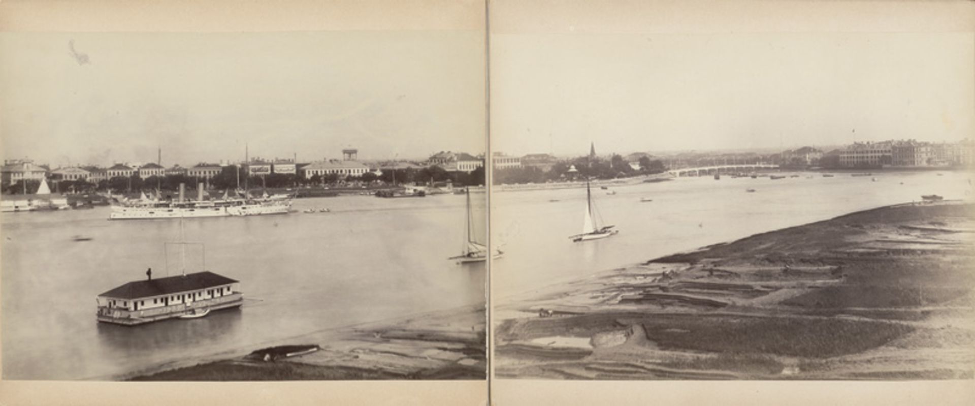 China: Panoramic view of the Shanghai Bund - Image 3 of 5