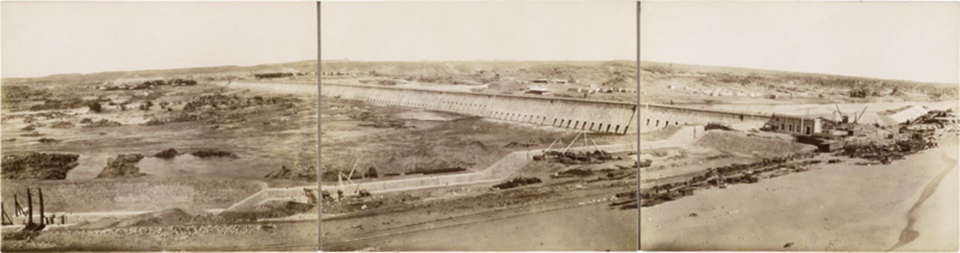 Aswan Dam 1898-1902: Panoramic view of the low Aswan Dam