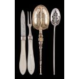A Victorian silver folding fruit knife and matching fork, maker Hilliard & Thomason, Birmingham,