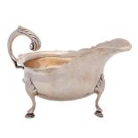 An Edwardian silver sauceboat, maker Lambert & Co, London,