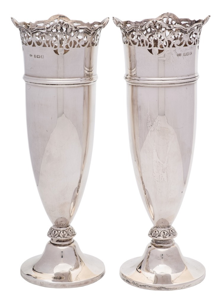 A pair of Edwardian silver vases, maker William Davenport, Birmingham,