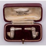 A pair of Brune-Sedeyn silver hearing aids by the Naturton Company , London - 1935-1936: 6gms, 0.