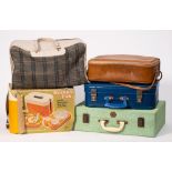 Five various vintage picnic sets : including Optima,