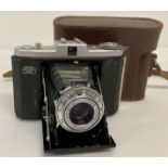 A vintage Zeiss Ikon Nettar folding camera with Novar Anastigmat Vario lens.