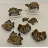 A collection of vintage Wade ceramics. 4 tortoise figures and lidded trinket boxes.