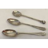 A pair of golf motif silver teaspoons, hallmarked Sheffield, 1933.