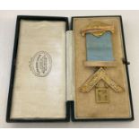 A boxed 9ct gold Masonic jewel by G kenning & Son.