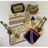 A collection ofassorted ladies vintage vanity items.