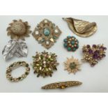 10 vintage brooches in varying designs and sizes to include stone set. Examples include Sarah