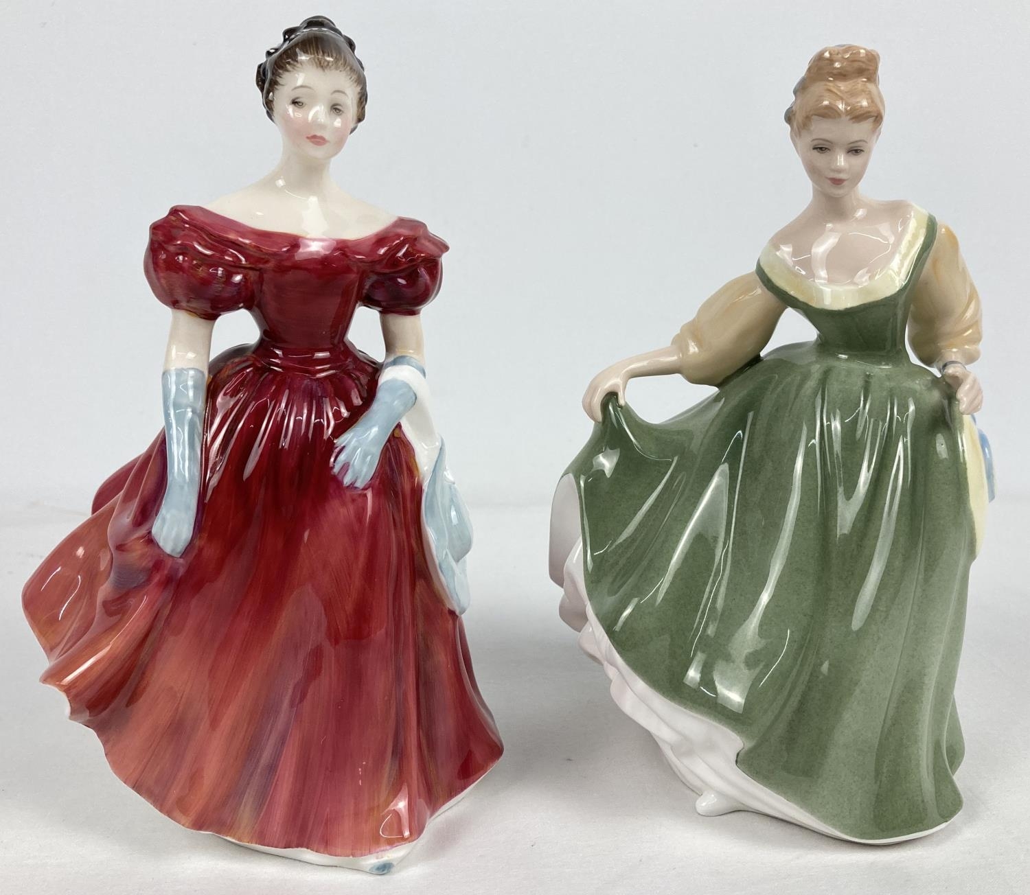 2 boxed Royal Doulton ceramic figurines. Winsome HN2220 Rd No. 14/59 together with Fair Lady HN2193,