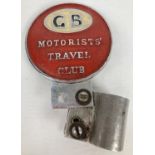 A vintage 1950's GB Motorists' Travel Club car badge, complete with fixing bracket. Approx. 8cm