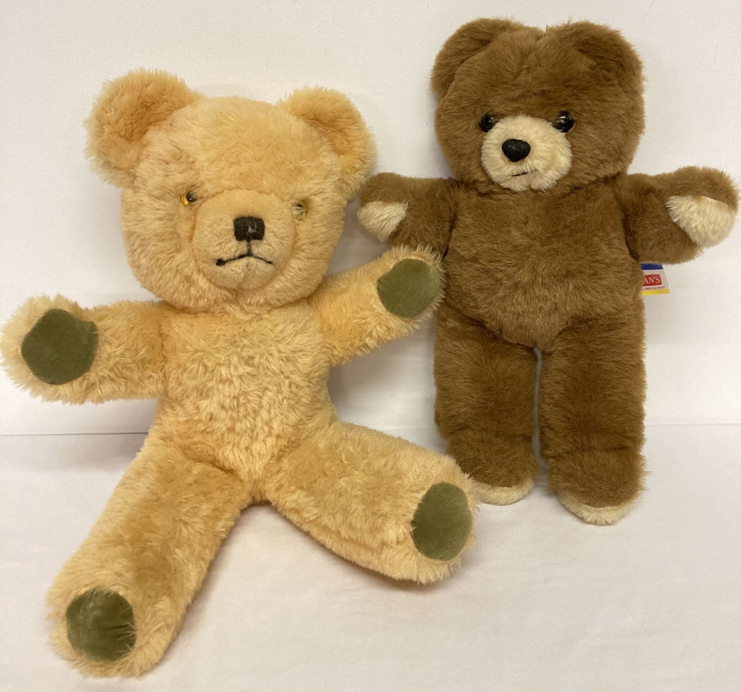 2 vintage Deans teddy bear soft toys.