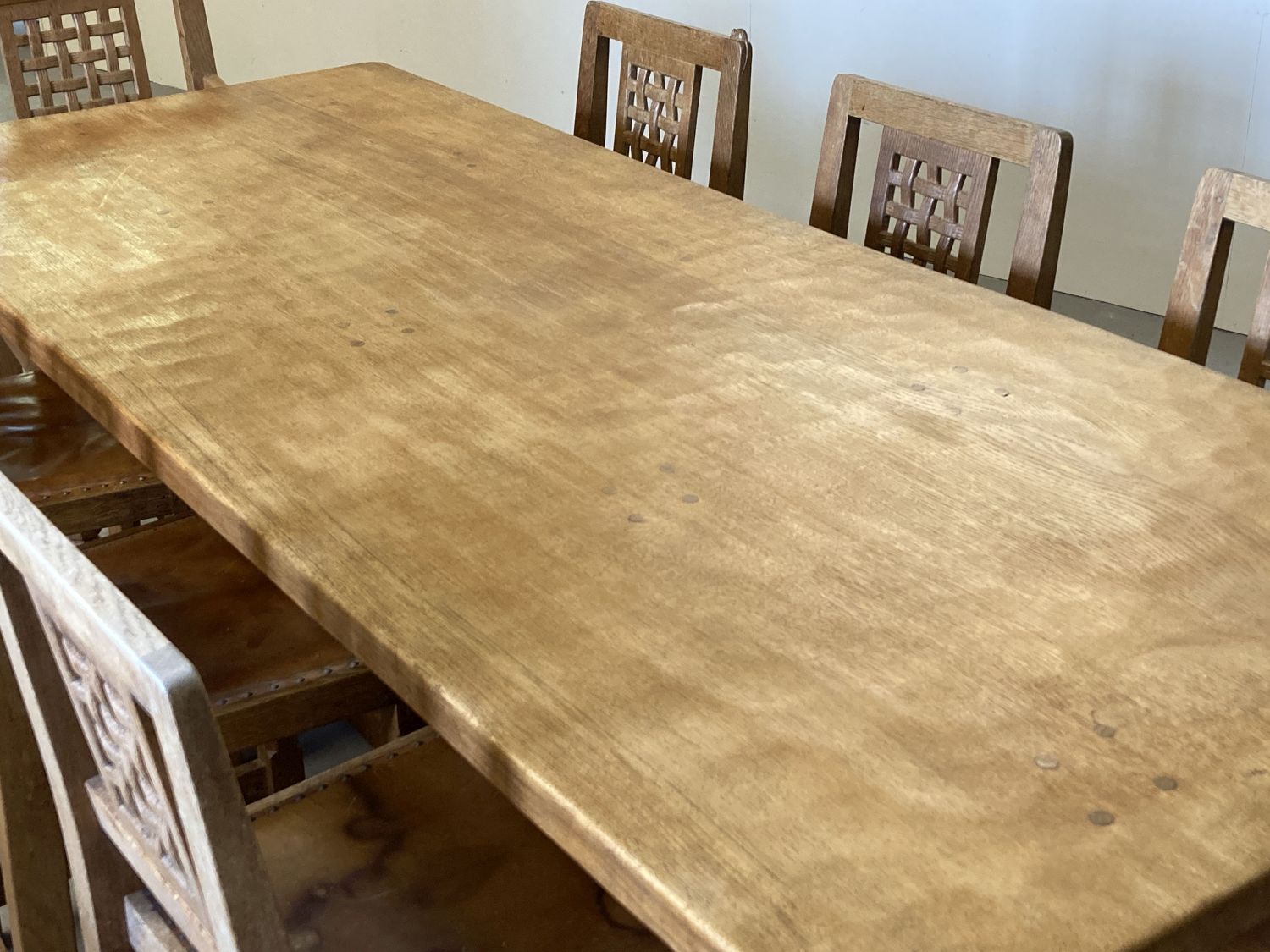 Robert Thompson - classic Mouseman, 7'0" refectory table & 8 chairs, featuring rare mouse detail. - Image 7 of 11