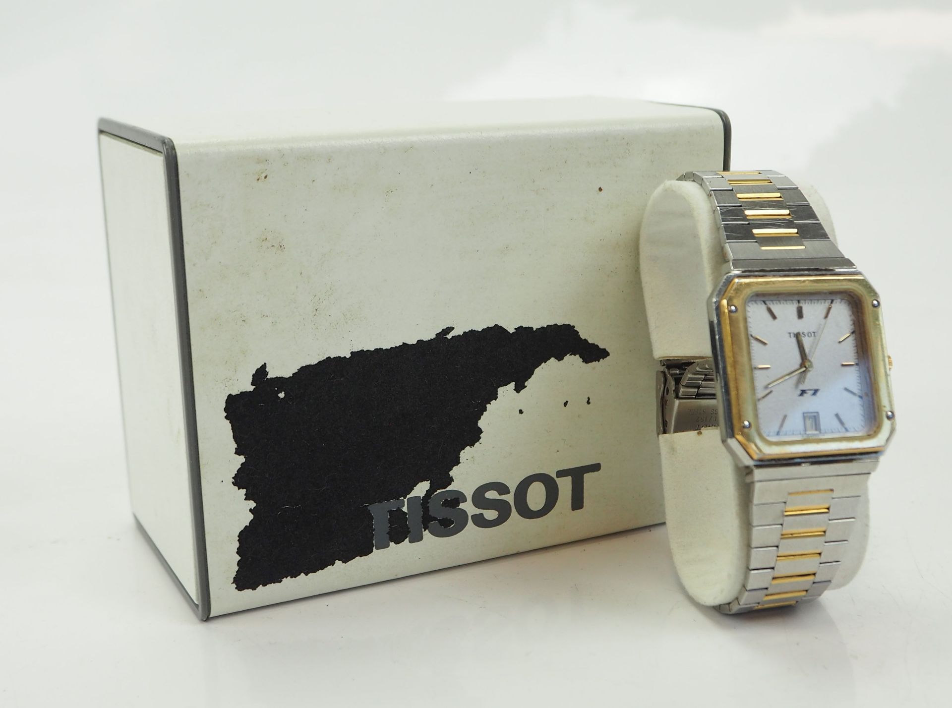 Tissot: Armbanduhr.