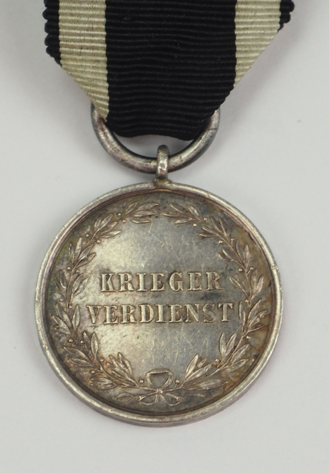 Preussen: Krieger Verdienst Medaille. - Bild 2 aus 2