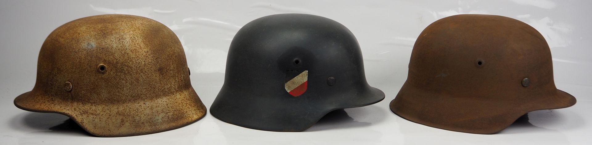 3. Reich: Stahlhelm - 3 Exemplare. - Image 2 of 3