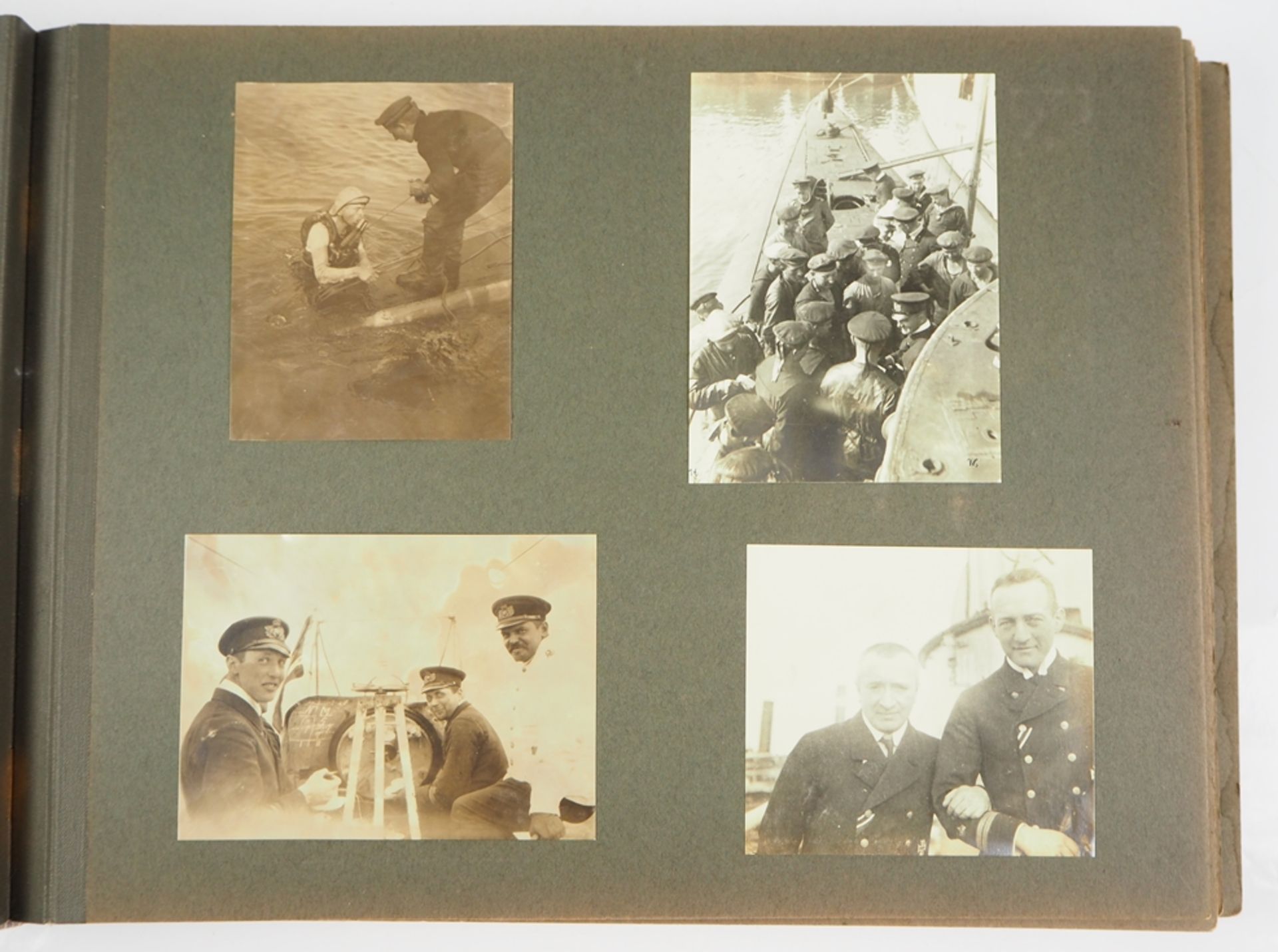 Fotoalbum des Marine-Stabsarzt Dr. R.N. der III. Unterseebootsflottille. - Image 11 of 20