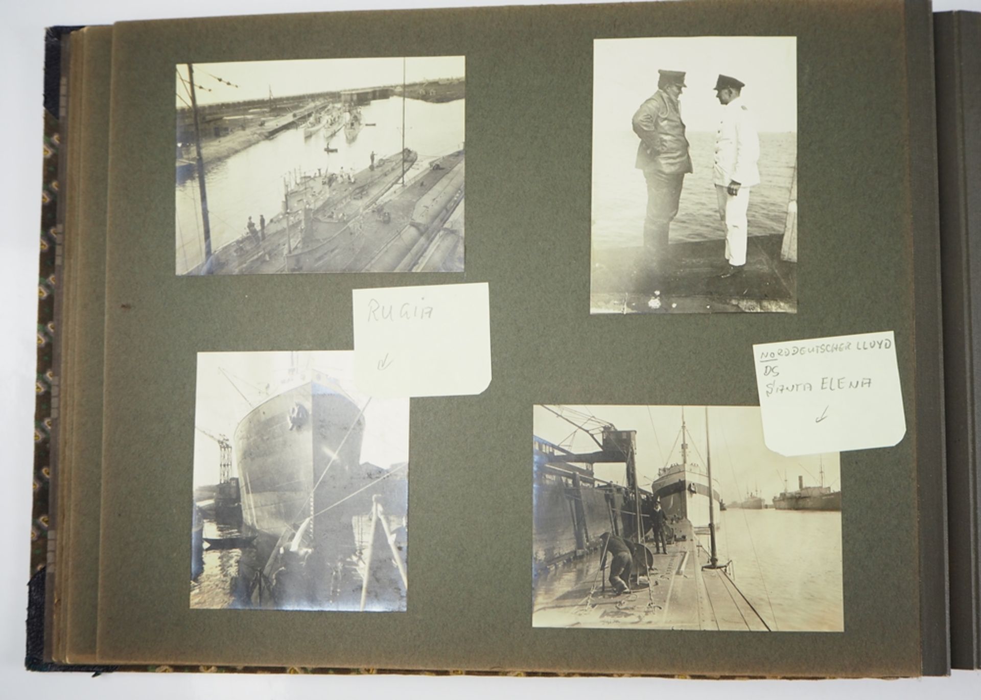 Fotoalbum des Marine-Stabsarzt Dr. R.N. der III. Unterseebootsflottille. - Image 10 of 20