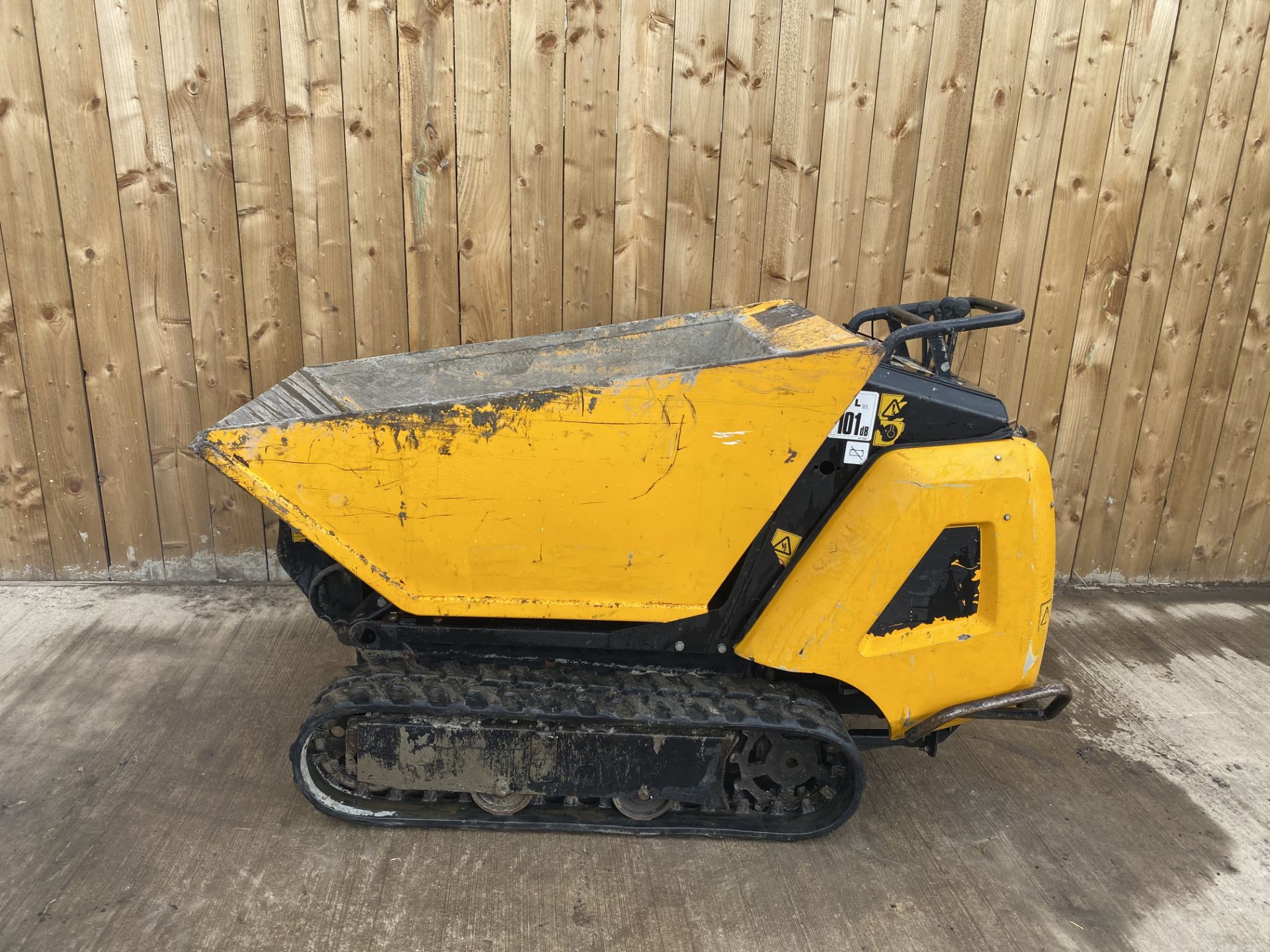 2015 JCB HTD05 high tip Diesel dumper *Direct GAP HIRE* - Image 6 of 8