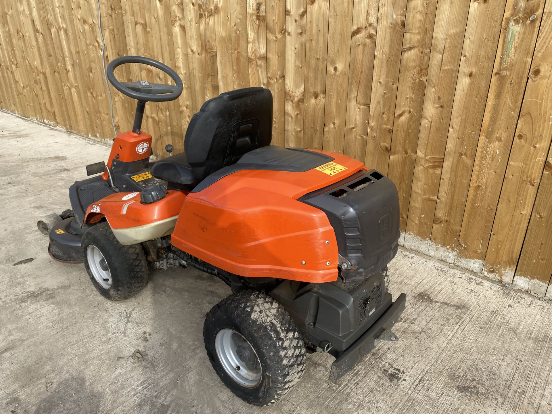 2015 Husqvarna R216 4WD Ride on mower *Direct Council* - Image 2 of 7