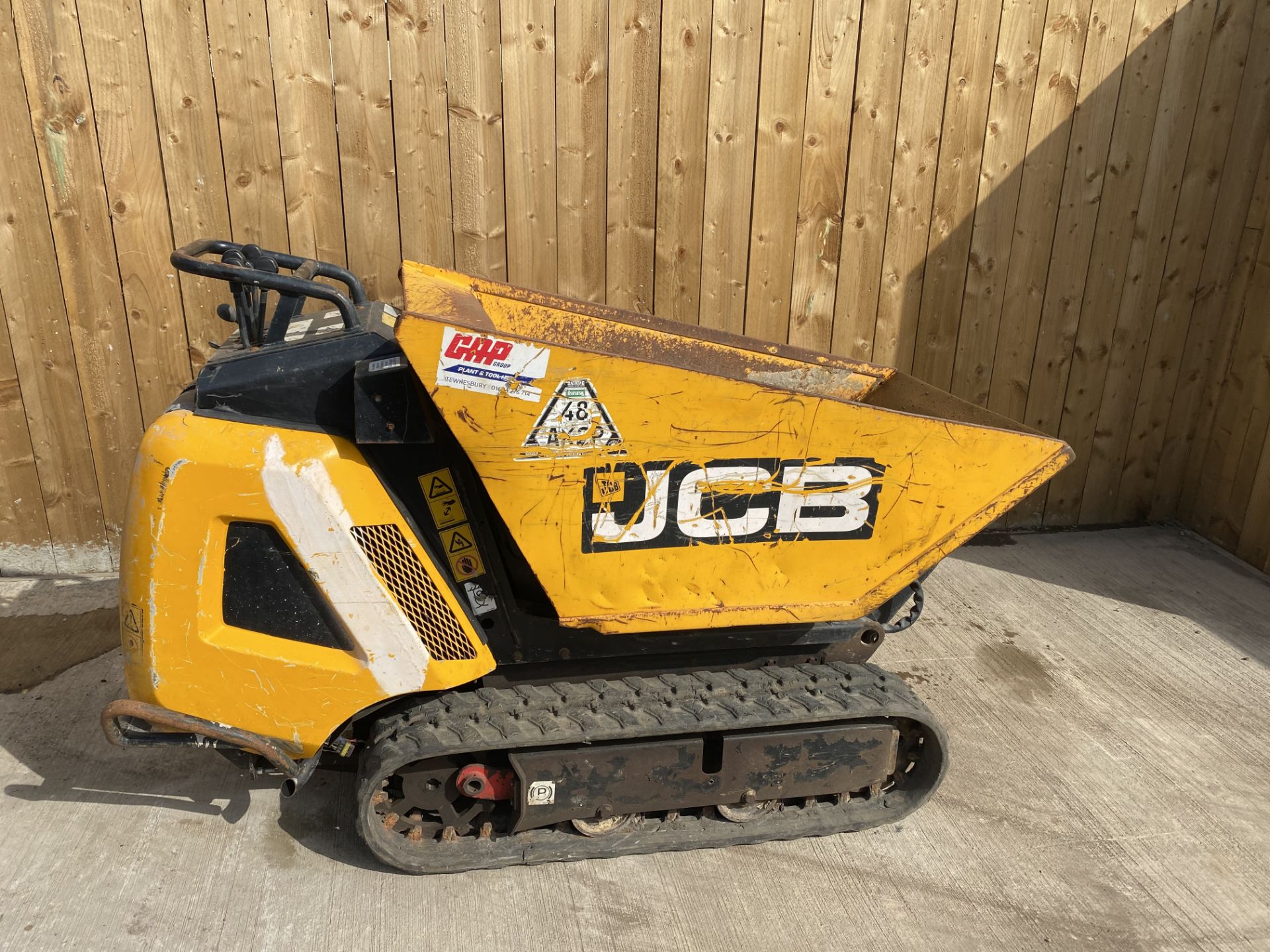 Jcb HTD05 high tip tracked dumper *Direct GAP Hire* - Image 6 of 7